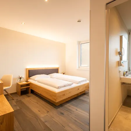 Keckeis - Self Check-in *